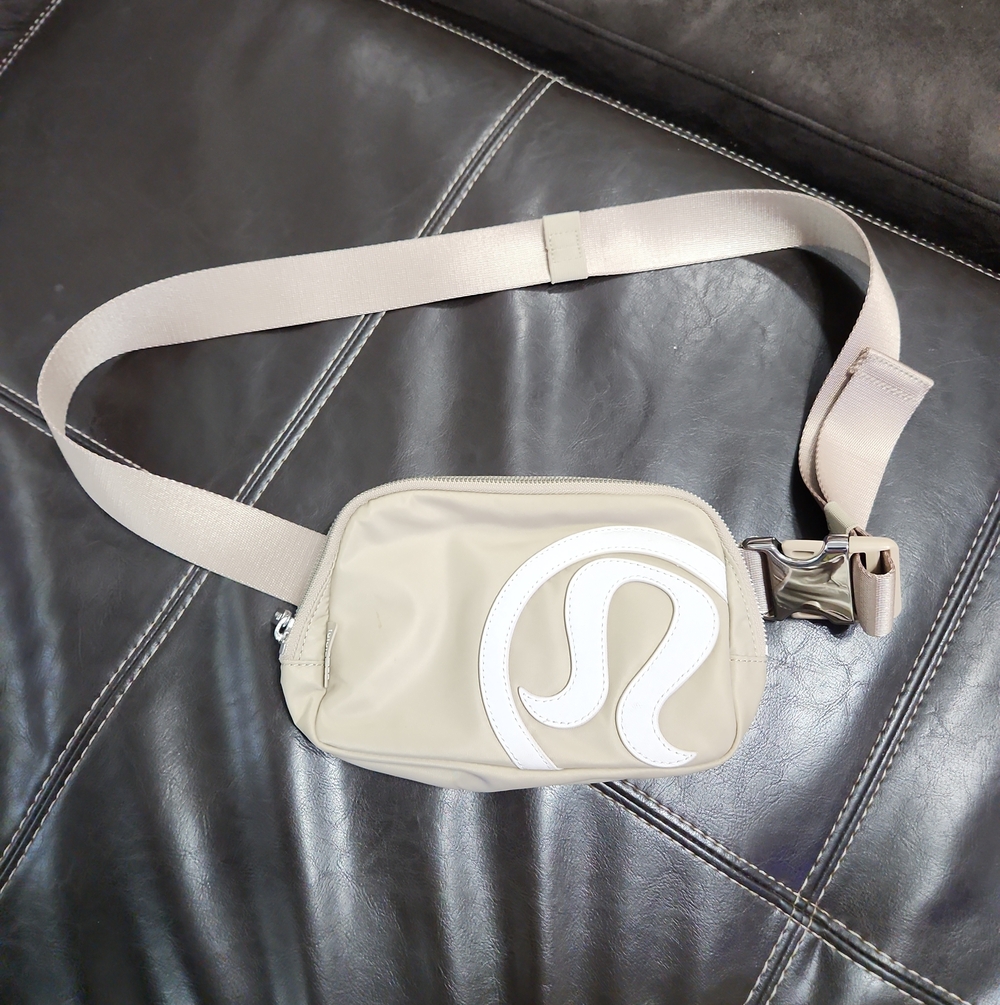 lululemon athletica Taupe Belt Bag with White Logo